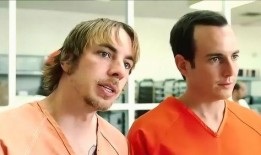 同居牢友在线观看,揭秘狱中兄弟情谊的生死考验